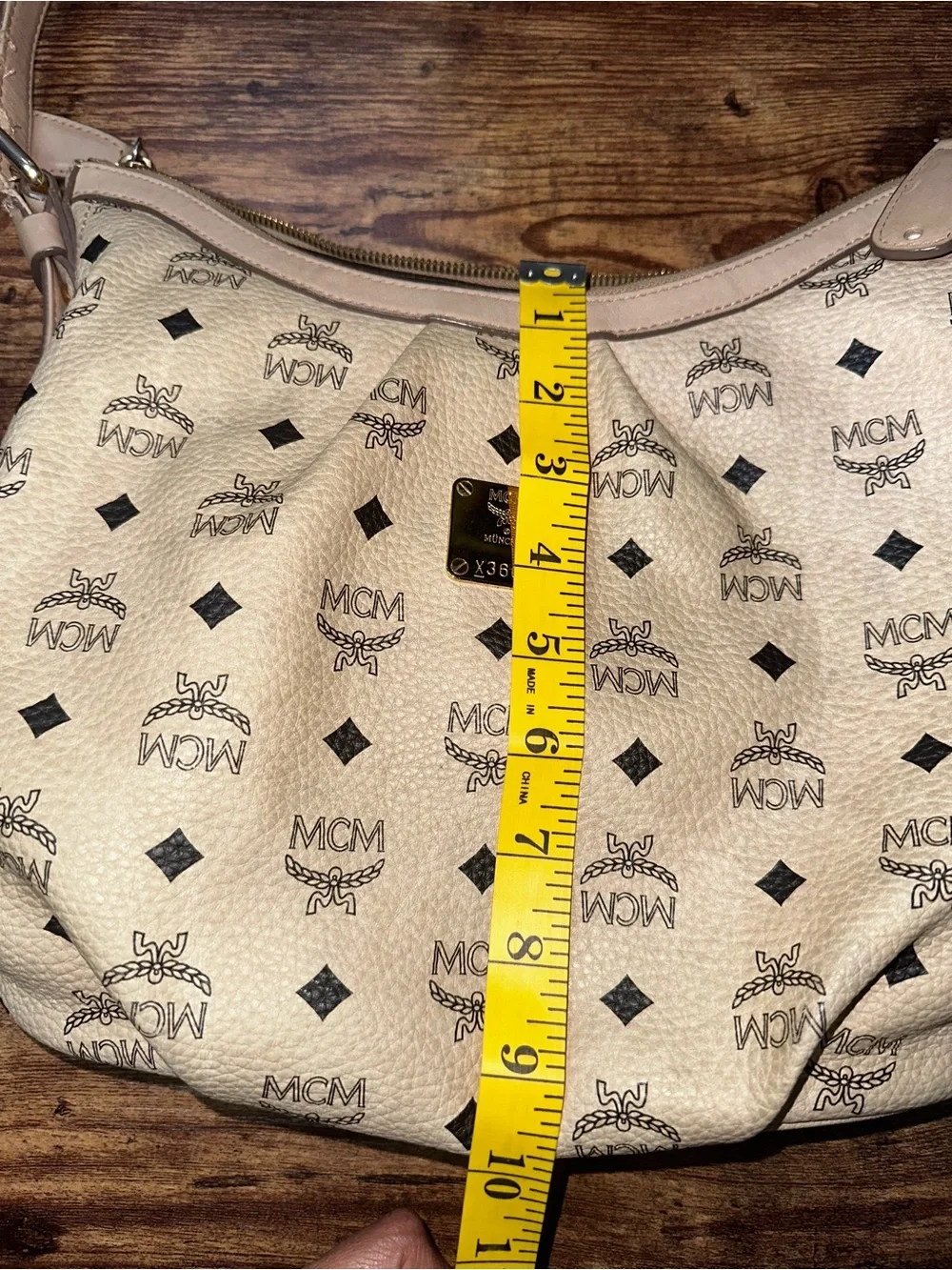 MCM Visetos Hobo Shoulder Bag Beige Cognac Leather Gold Hardware Padlock Key